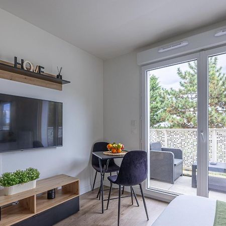 Studio Entre Paris & Disneyland Noisy-le-Grand Bagian luar foto
