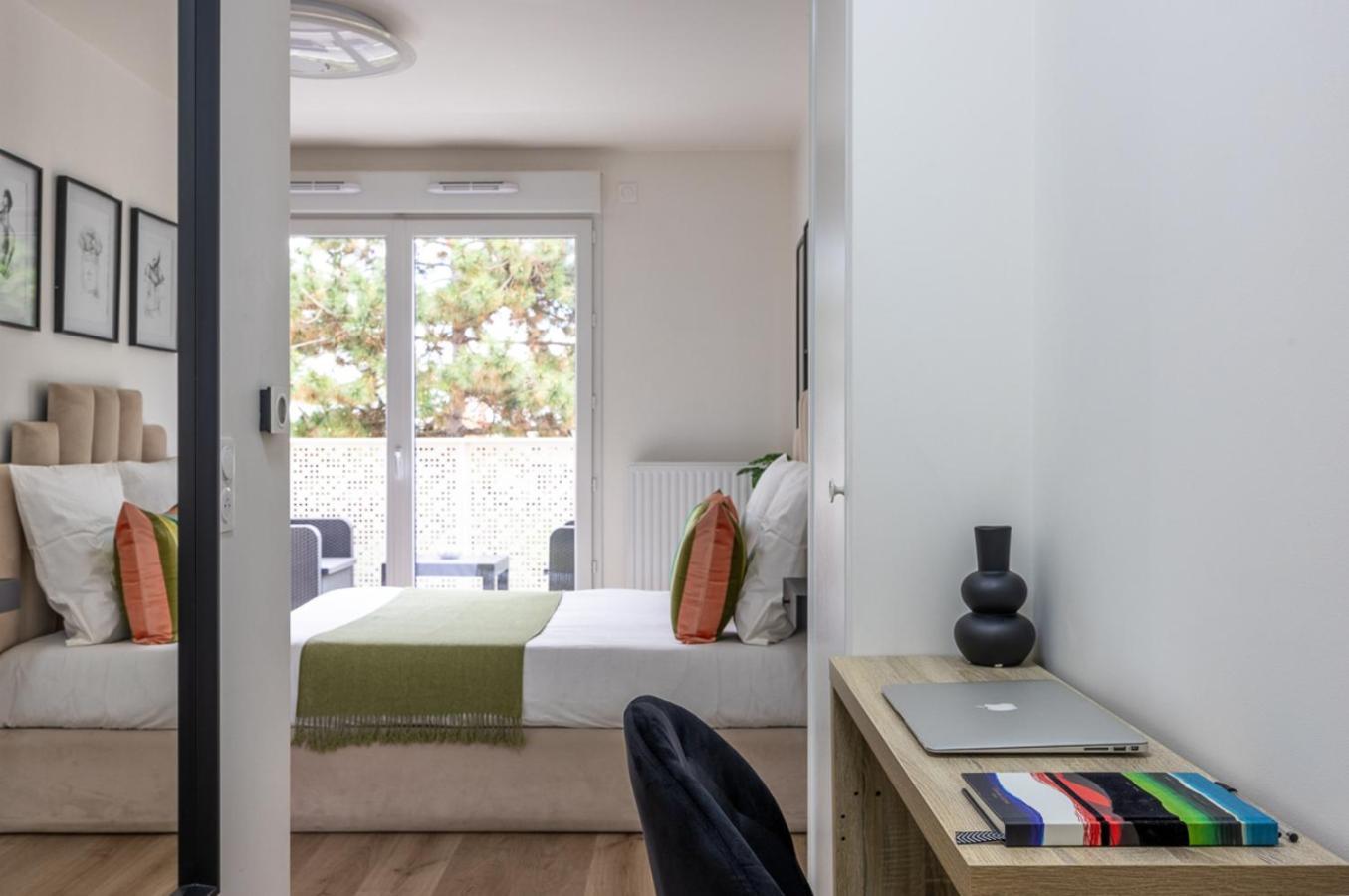 Studio Entre Paris & Disneyland Noisy-le-Grand Bagian luar foto